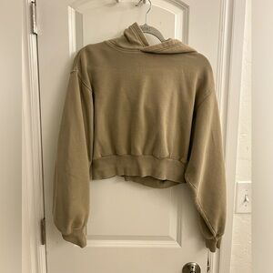 TNA from Aritzia cropped sweatshirt!